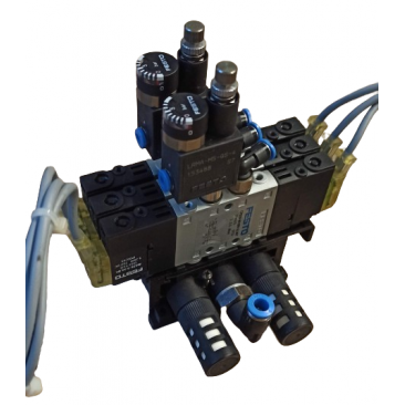 Zestaw FESTO CPE10-M1BH-5J-M7 Regulator LRMA-QS-8 blok 187823 NrD423