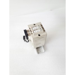 SMC ITV0030-2ML-Q x 2 regulator, elektro-pneumat.